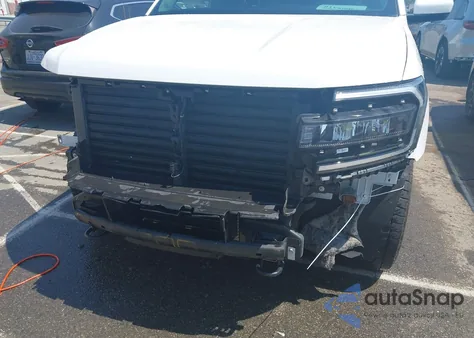 2022 Ford Expedition Xlt Max z USA, uszkodzony, nr VIN 1FMJK1JT7NEA28042